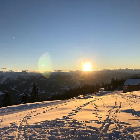 Smart - Privates & Bad Im Untergeschoss - Kingsize Komfort Fuer Zwei Appartement *